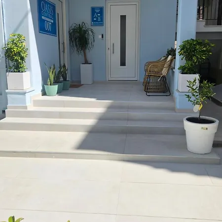 Апартаменти Oasis 007 *