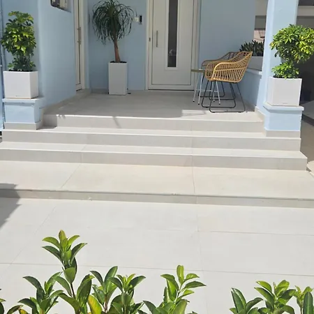 Oasis 007 Апартаменти Rhodes City