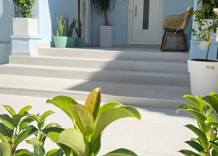 Oasis 007 Rhodes City