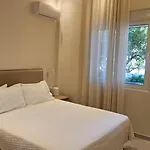 Oasis 007 Apartment