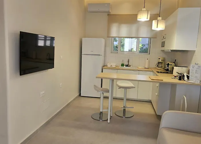 Oasis 007 Rhodes City